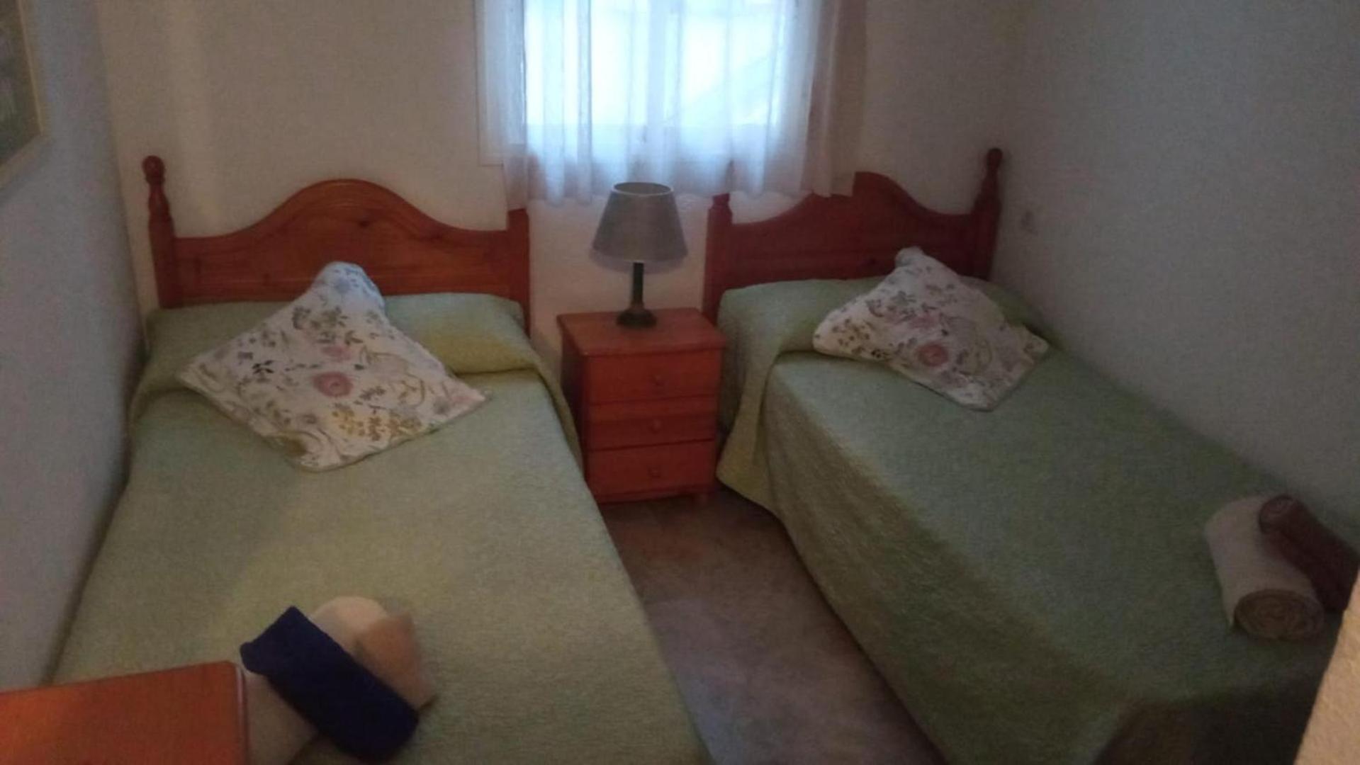 Central 2-Bed Apartment In Estepona Port Экстерьер фото